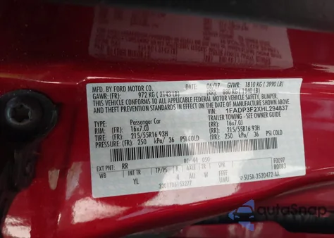 2017 Ford Focus Se z USA, uszkodzony, nr VIN 1FADP3F2XHL294837